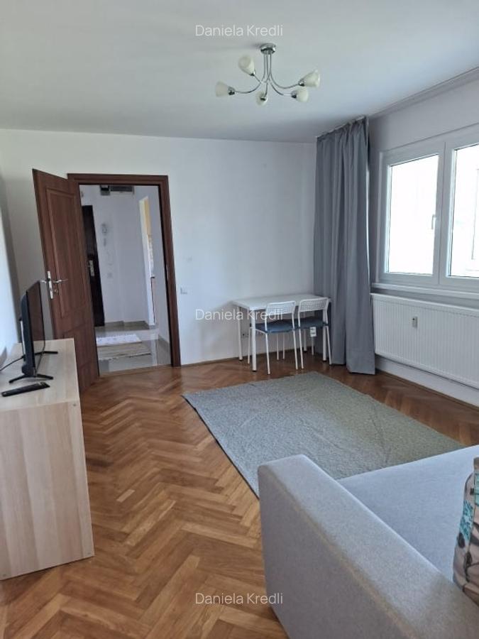 3 Camere | Apusului | Semidecomandat | Balcon | - 1