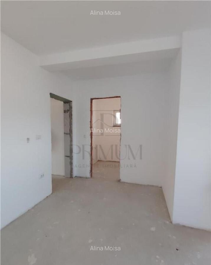 Duplex 5 camere - 2 dormitoare la parter - bucatarie inchisa - 5