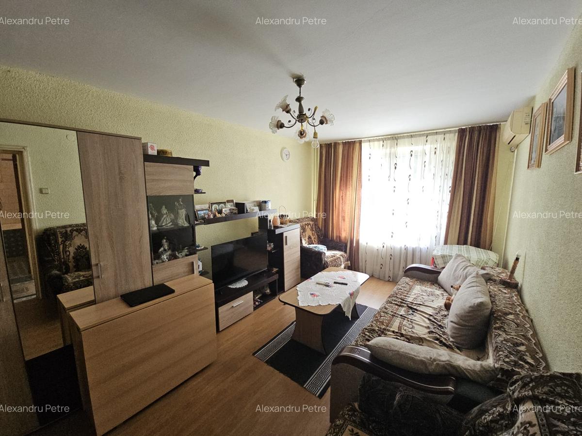 3 cam | 71 mp | Bl 1980 anvelopat | 10m metrou | Lujerului | necesita renovare - 13