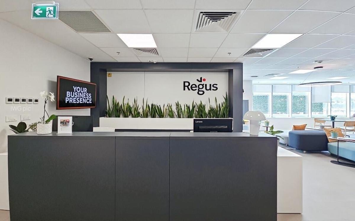 Spa?iu de birou privat pentru 10 persoane in Regus City Gate - 9