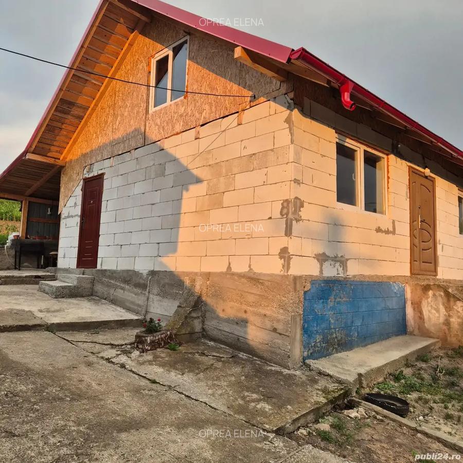 Vand casa, satul Hu?i, comuna Preute?ti - 1