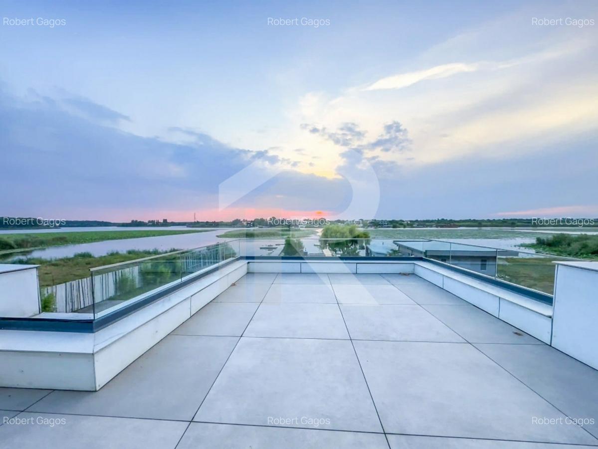 Pe Malul Snagovului, Unde Luxul Devine Cotidian - 32