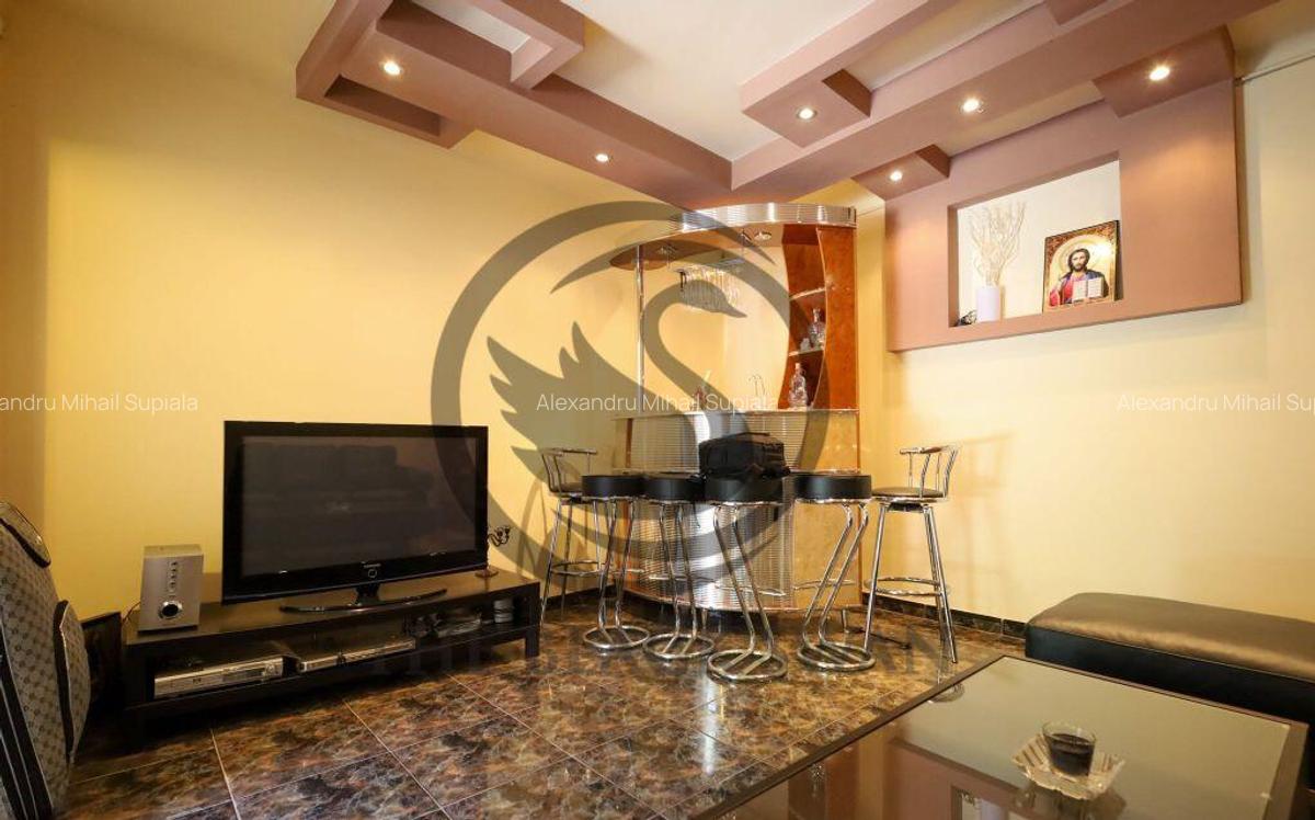 Casa/Vila 5 camere cu spa?iu comercial de vanzare | Sud,... - 7