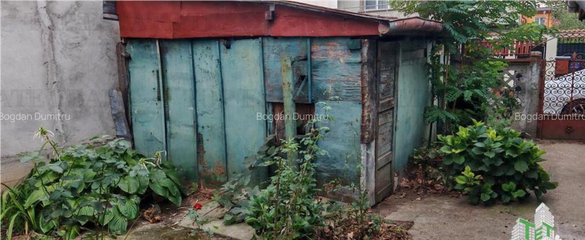 Casa cu 3 camere, garaj si 325mp teren, demolabila, cu toate - 16
