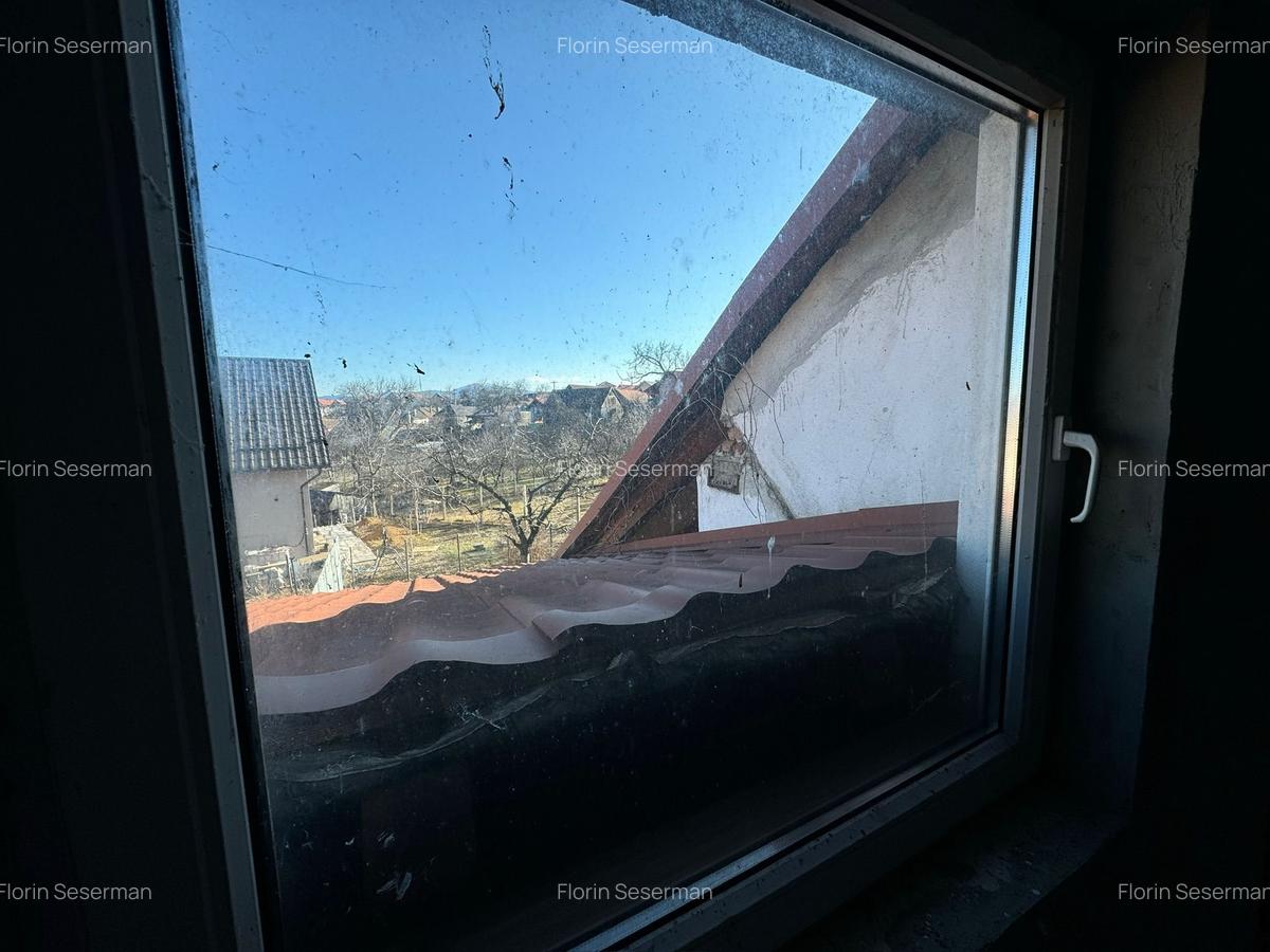 Casă cu 6 camere în Codlea - 22