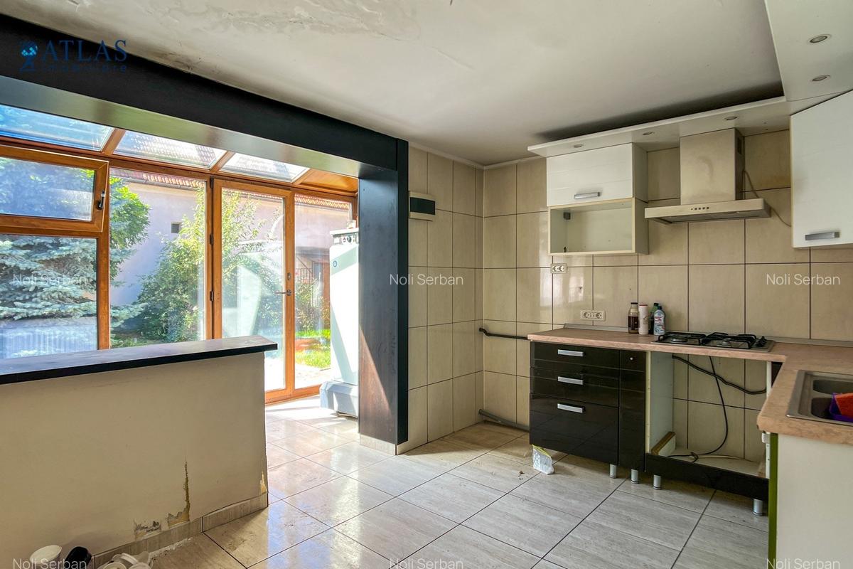 Casa 4 camere, ultracentral, 400 mp curte si grădină, 160 mp utili, P+E - 11