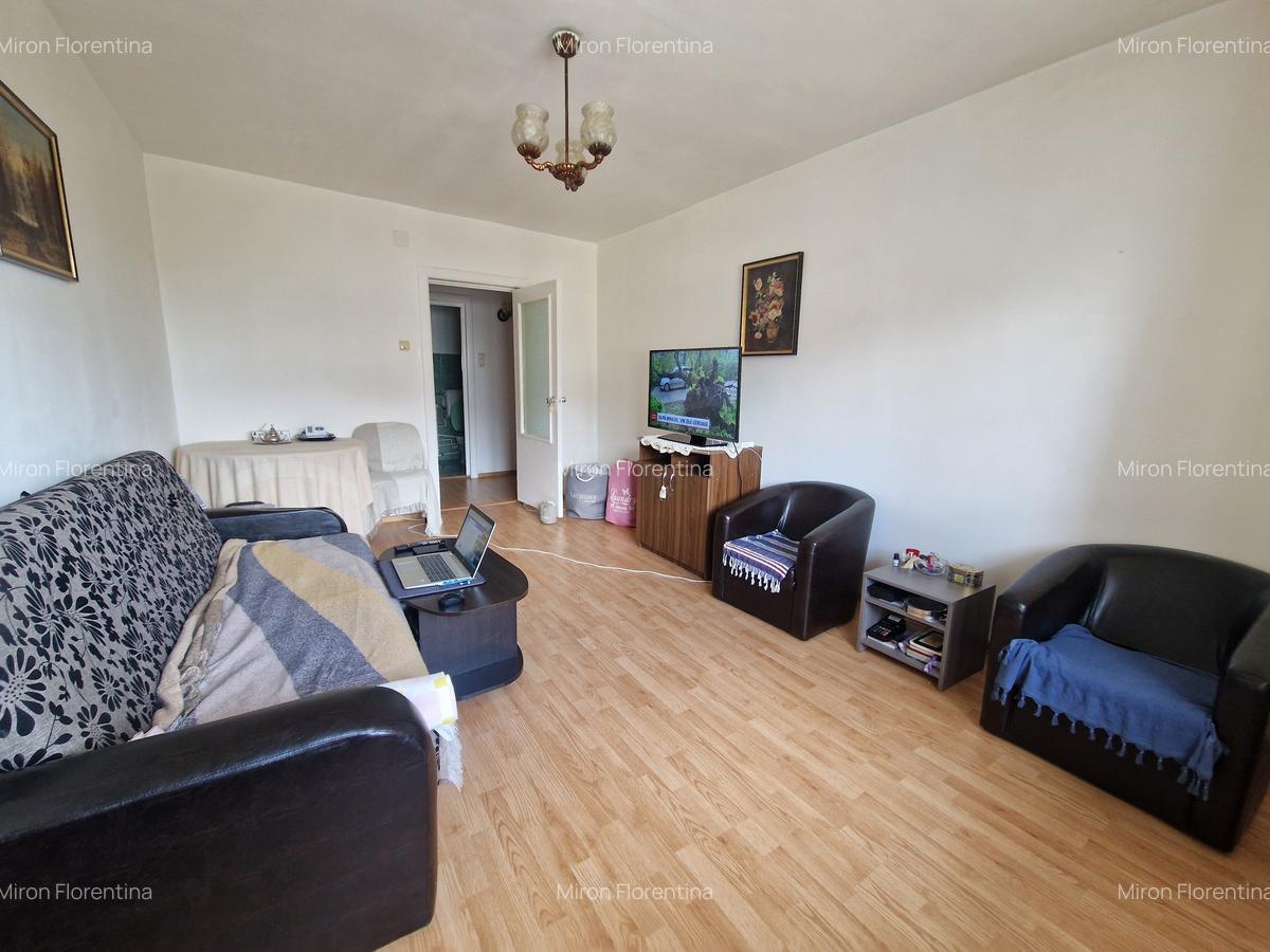 Apartament cu 3 camere decomandat, mobilat în Complex Studențesc - 8