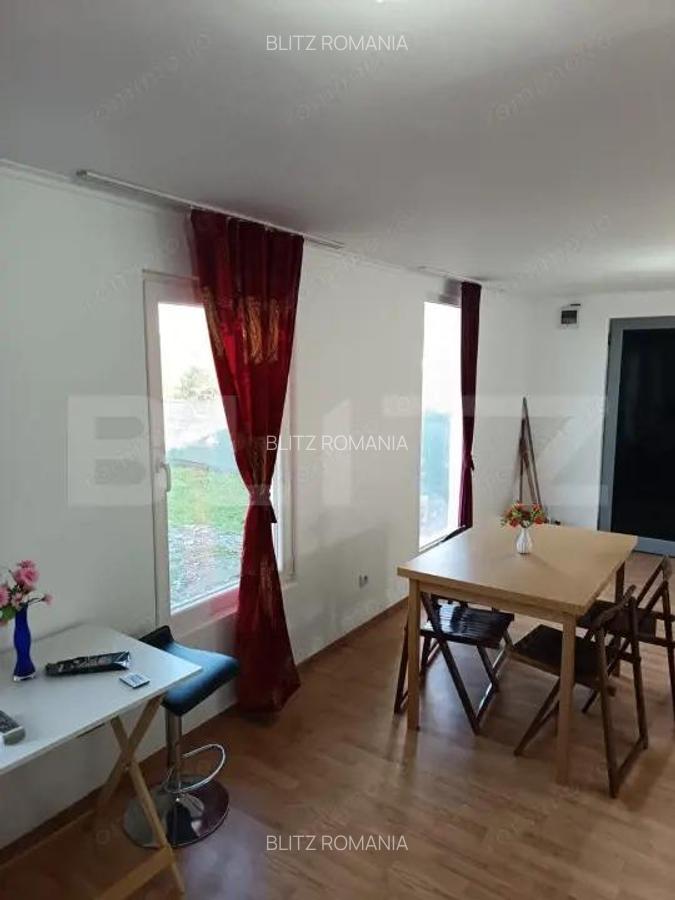 Casa de vanzare Livezile, str. principala - 10