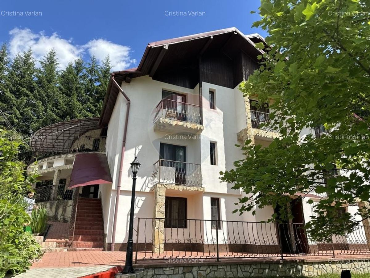 Hotel / Pensiune cu 18 camere de vanzare Durau - 11