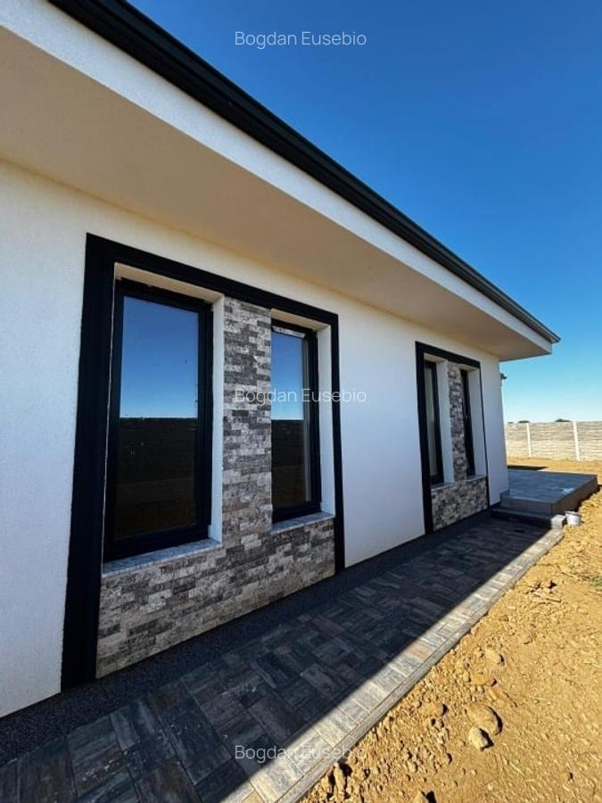 De vanzare 1/2 duplex in Mosnita Noua - 10 De vanzare 1/2 duplex in Mosnita Noua - 10