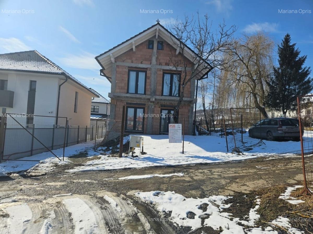 Proprietate 5 camere cu teren de 700mp spre vanzare in Cisnadie - 15