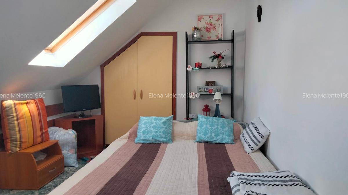 Ofer spre vânzare apartament in vila in statiunea montană Bușteni. - 3