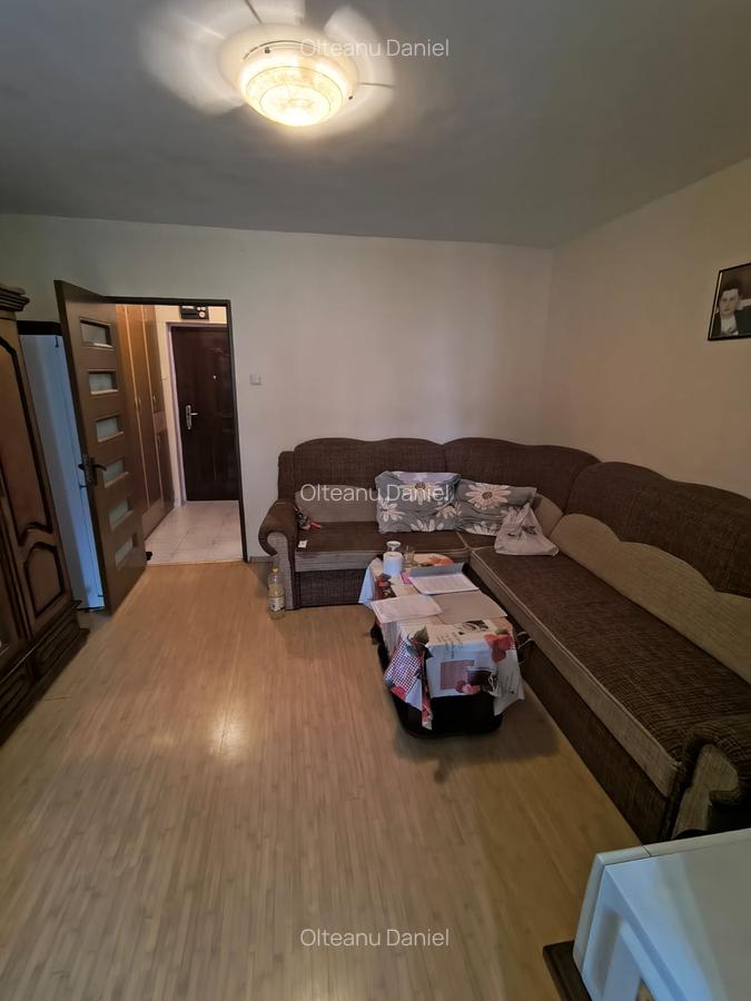 Garsonieră semidecomandată în Ghencea - 10