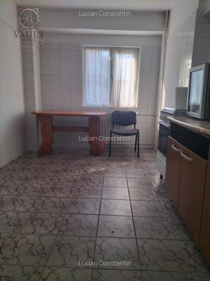Apartament cu 3 camere decomandat, mobilat în Sebastian - 2