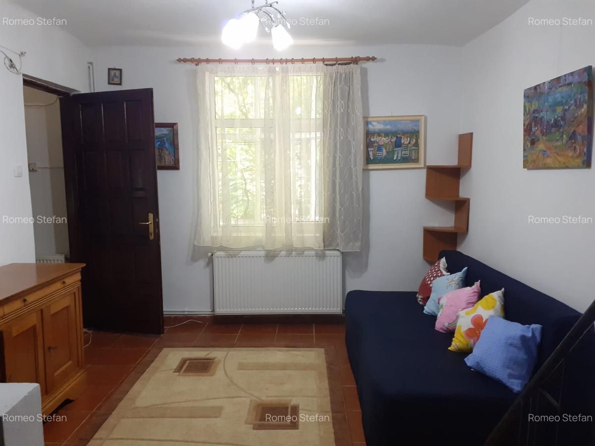 Vanzare casa  individuala - Zona Aviatorilor - Clucerului - 1