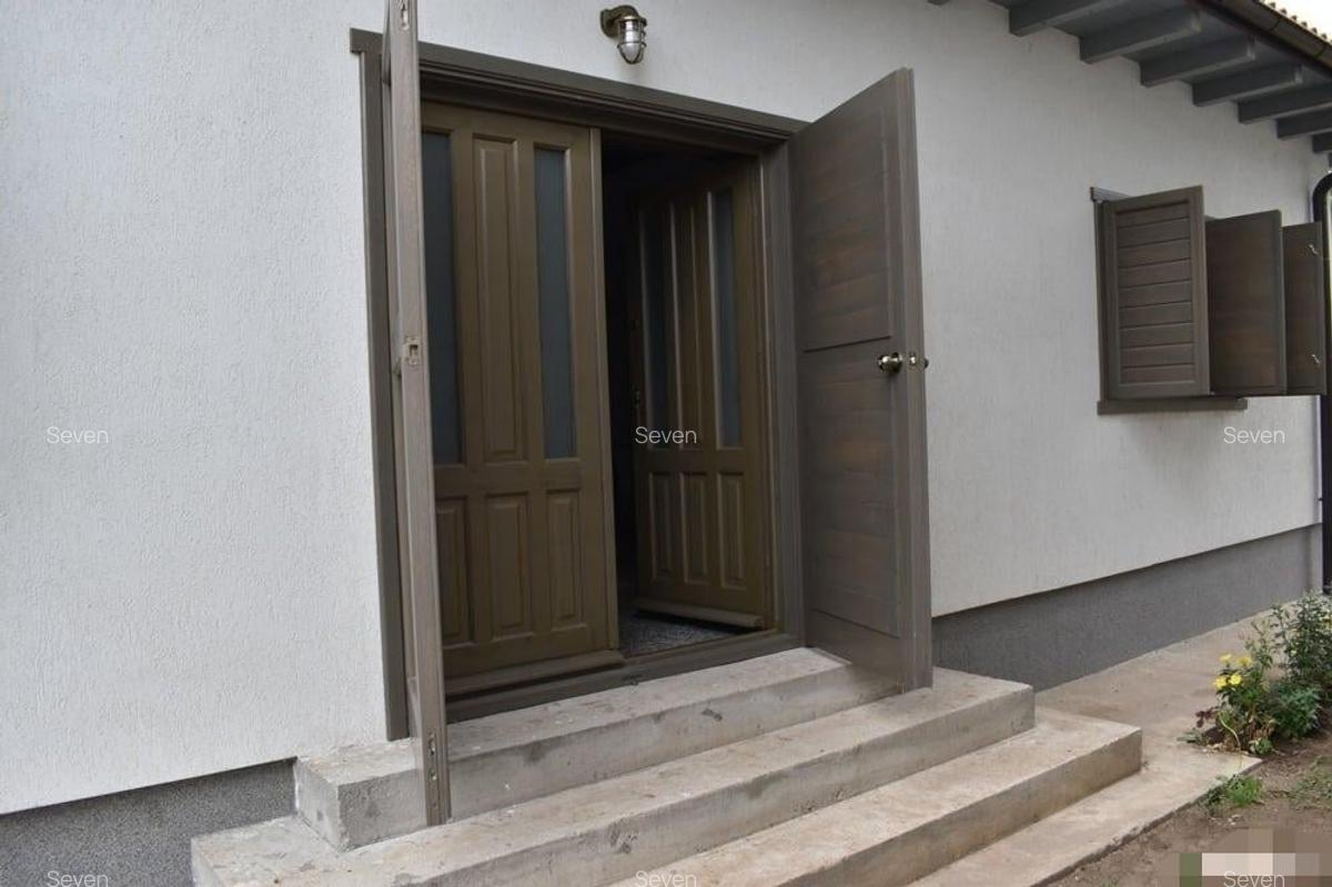 Casa la sol - 3 camere - Cumpana - 200.000 euro (Cod E11) - 3