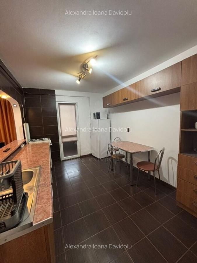 2 CAMERE // REPUBLICII // CENTRALA PROPRIE - 11