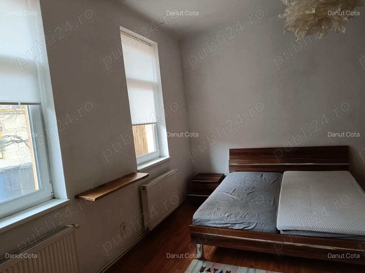 Inchiriez apartament cu o camera in zona centrala - 9