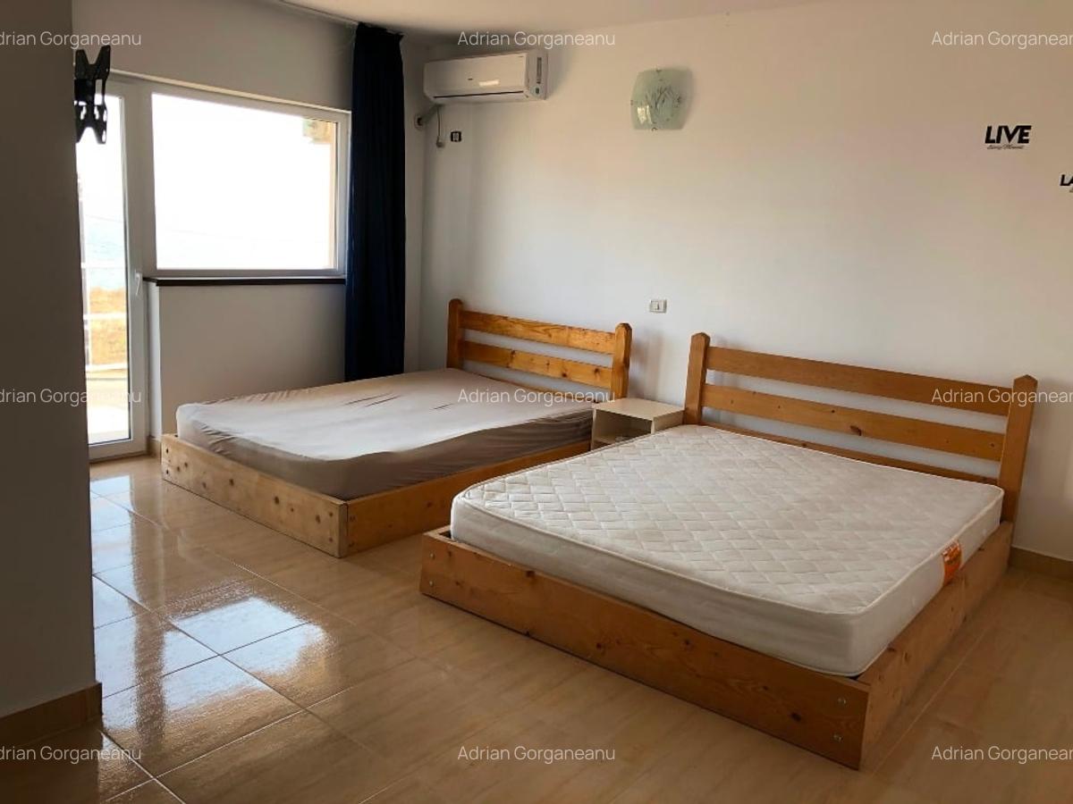 Casă cu 5 camere în Central - 7
