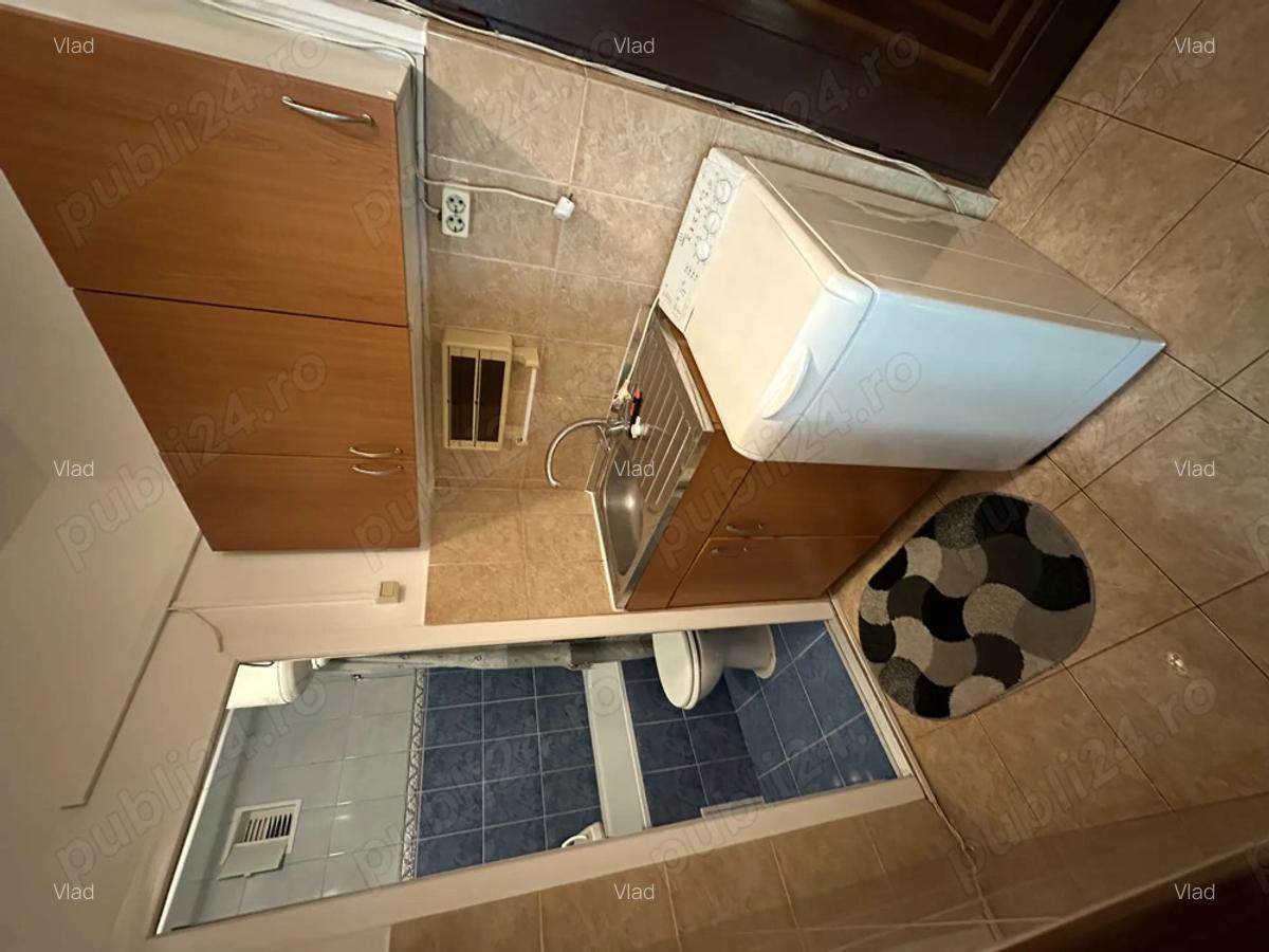 Inchiriez Garsoniera 24mp in zona Piata Tractorul , et.1 - 9