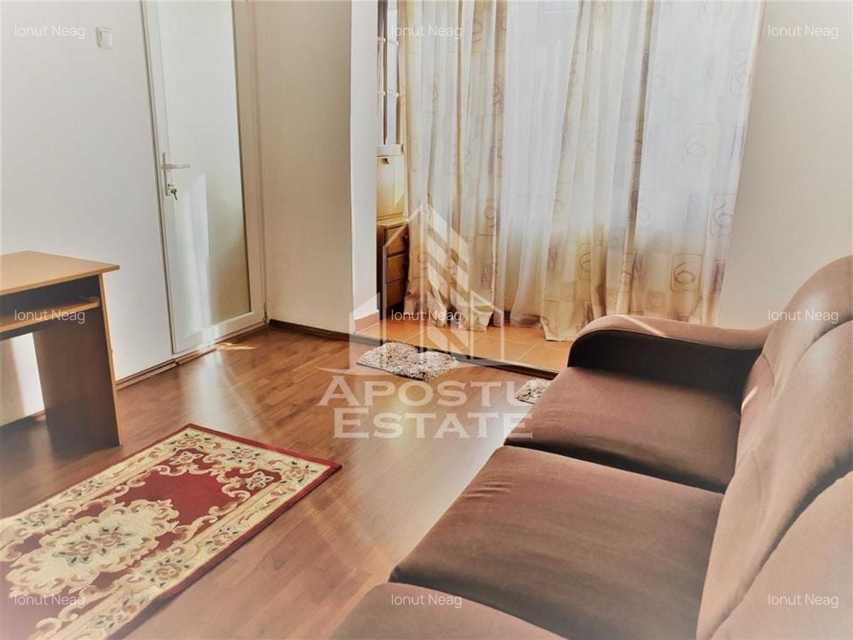 Apartament cu 1 camera, semidecomandat, zona Lipovei - 1