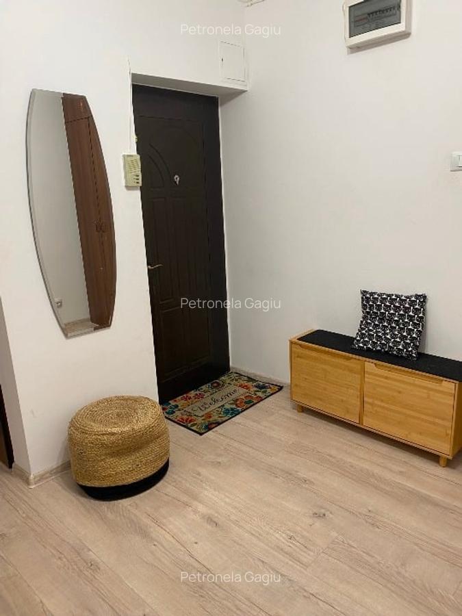 4 camere  renovat BONUS Bucatarie COMPLET mobilata si utilata - 1
