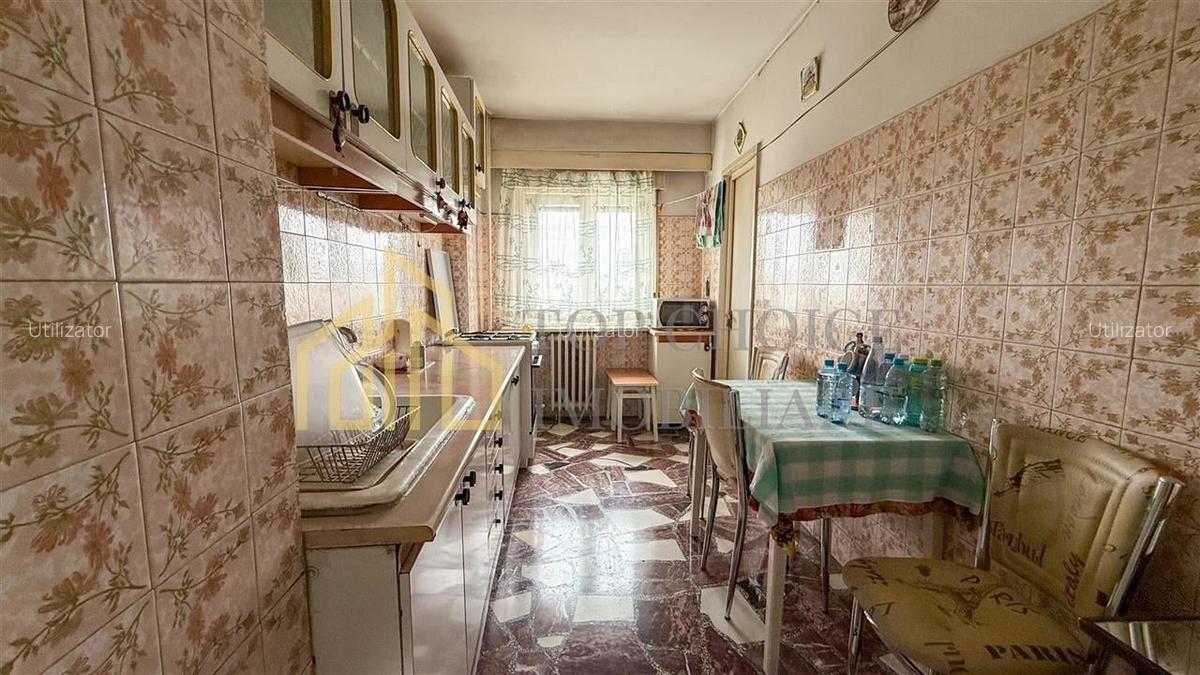 3 CAMERE SPECIAL IN DOROBANTI - 1983 - 96 MP - BLOC UNICAT CF 1 - 41