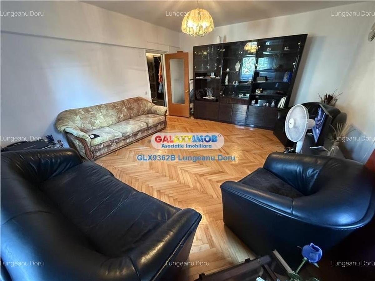 2 camere decomandat, P-ta Alba Iulia, Bd. Burebista - 18