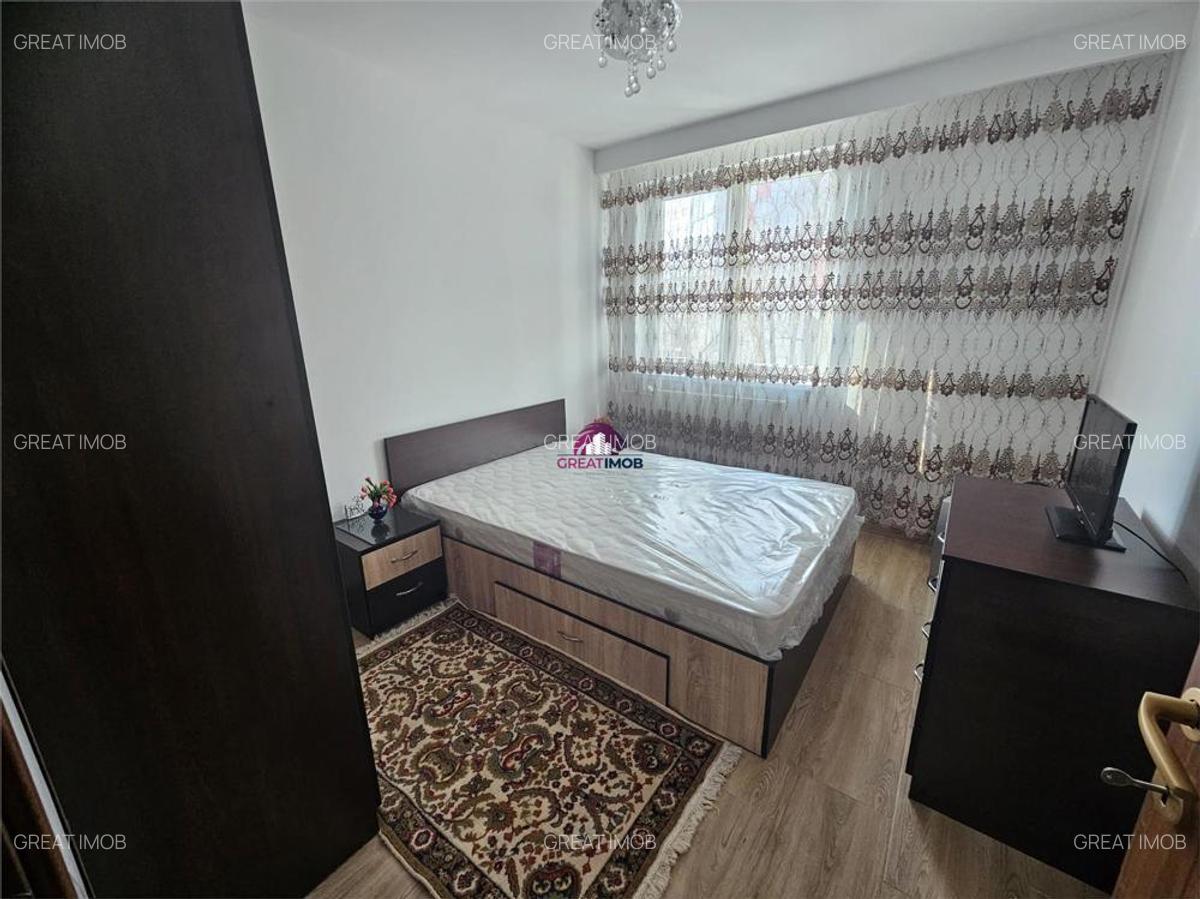 Inchiriere 1 camera dintr-un apartament cu 3 camere. - 11