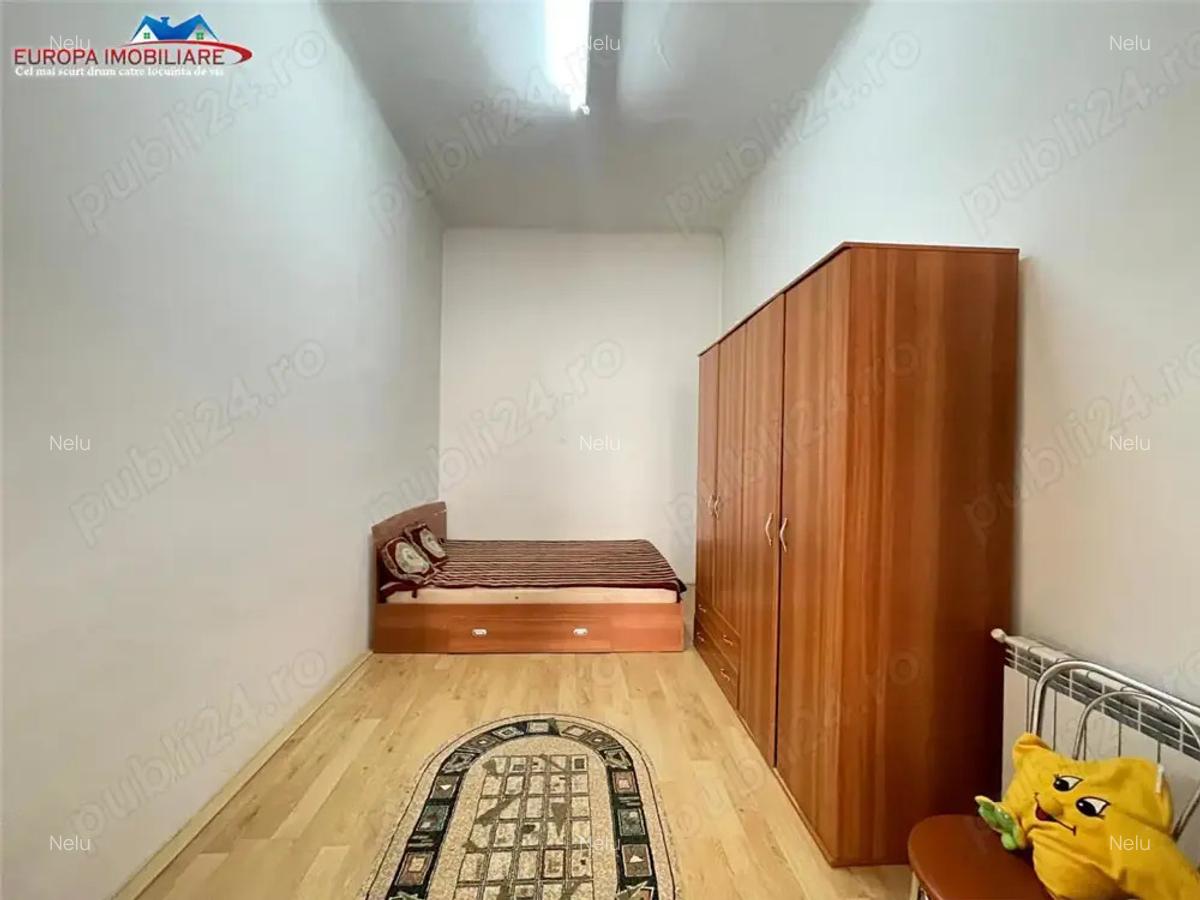 Vand casa oras Tulcea, zona ultracentrala - 7