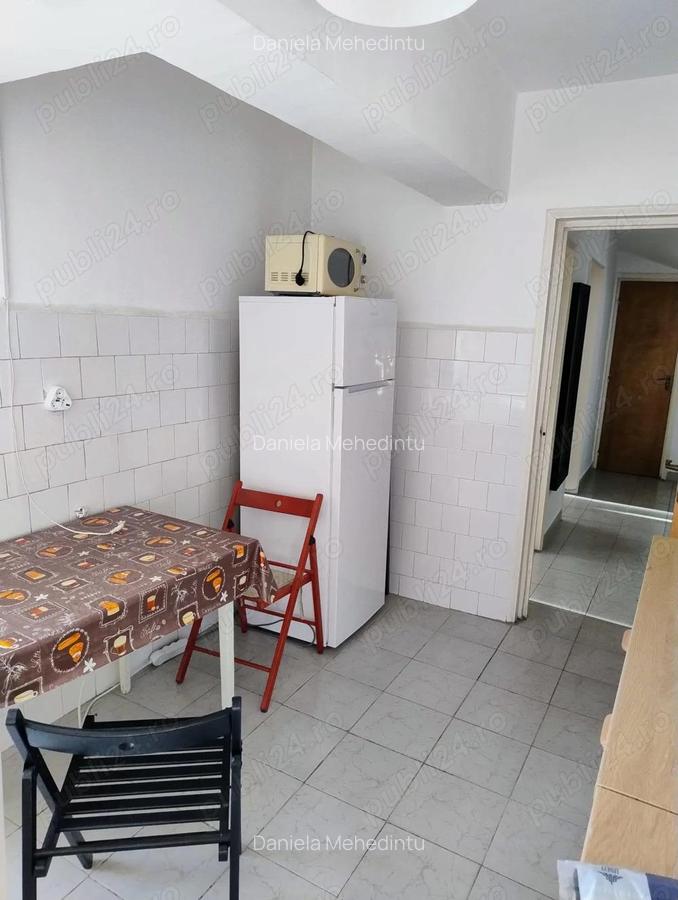 Inchiriere duplex 4camere in zona Splaiul Unirii - 8