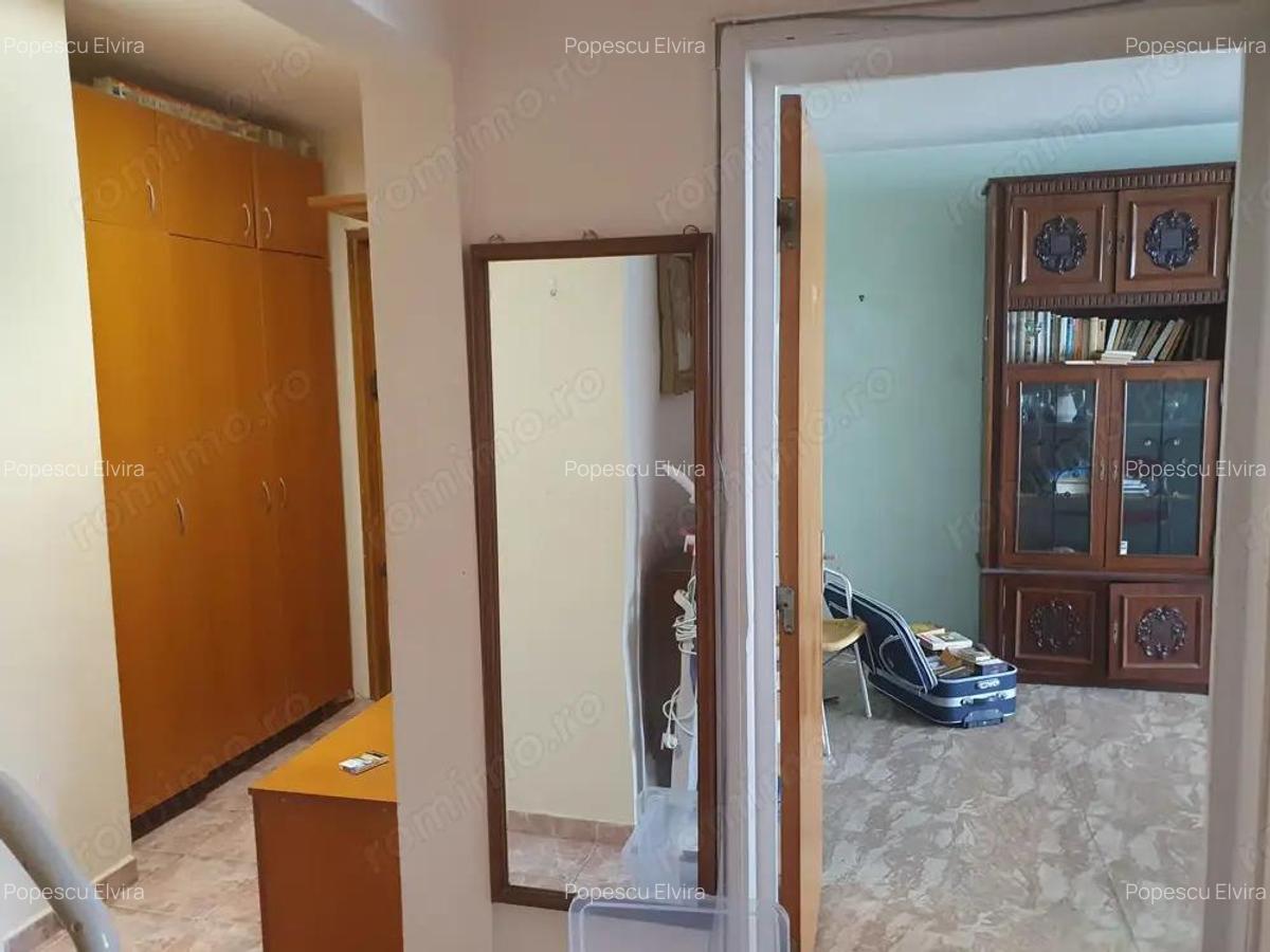 Vanzare 3 camere-decomandat-5 din 10-Dr Taberei-V Ialomitei-liber-bl 75-reabilitat-2 balcoane - 12