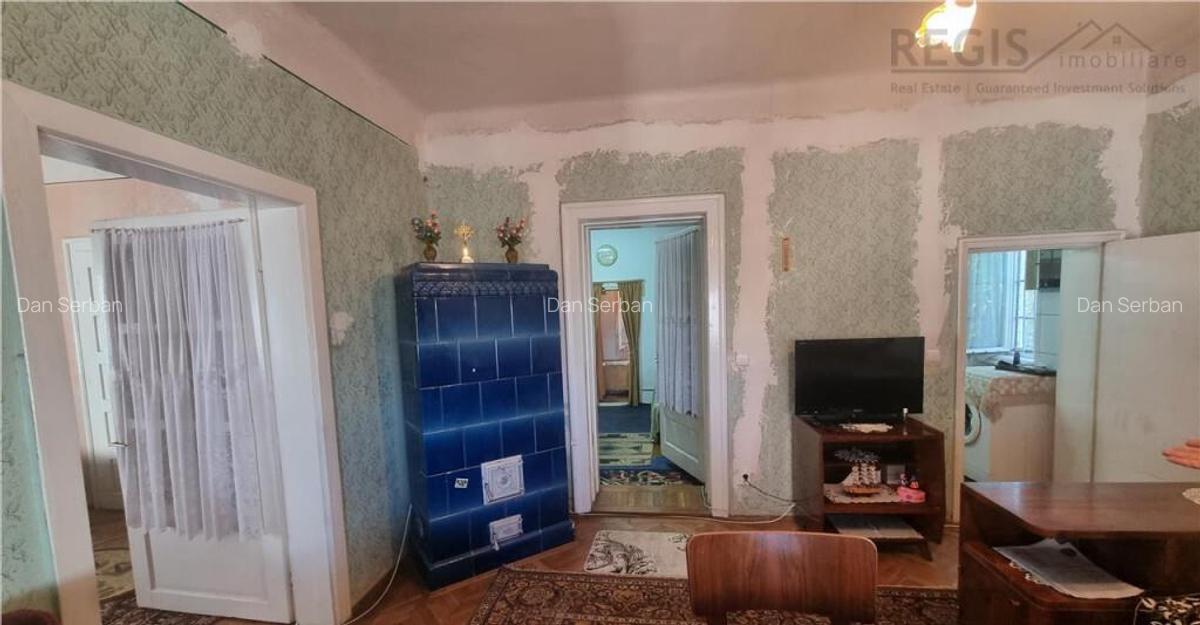 Apartament de doua camere la casa , cu gradina zona centrul - 2