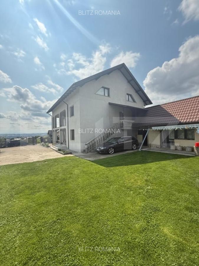 Casa/Vila 450 mp utili, 8000 mp teren + casa in constructie, Plopeni, SV - 2