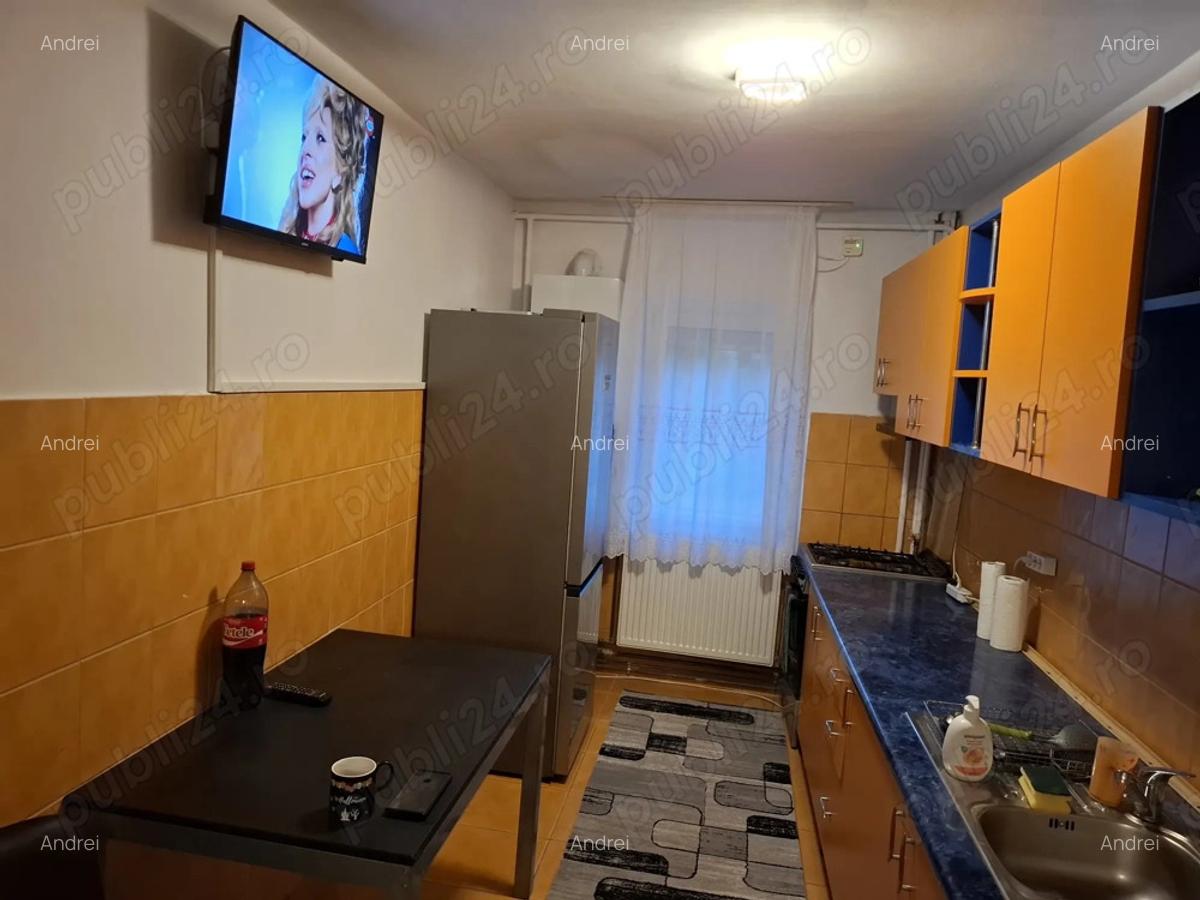 Inchiriez apartament cu 3 camere decomandat, mobilat si utilat in zona Lipovei - 2