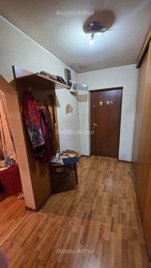 Piața Muncii, B-dul Basarabia, Câmpia Libertății - 14