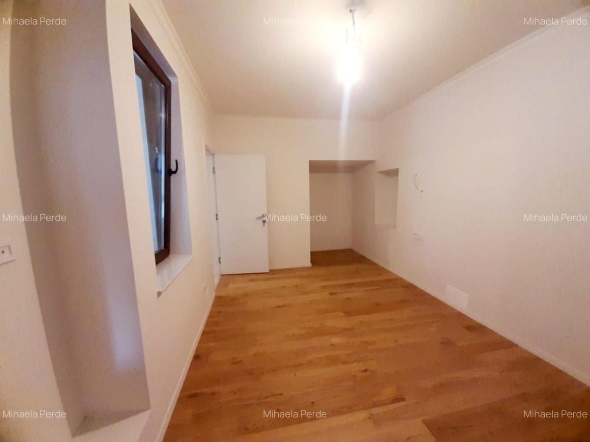Casa de vanzare in Piata Abator - 6