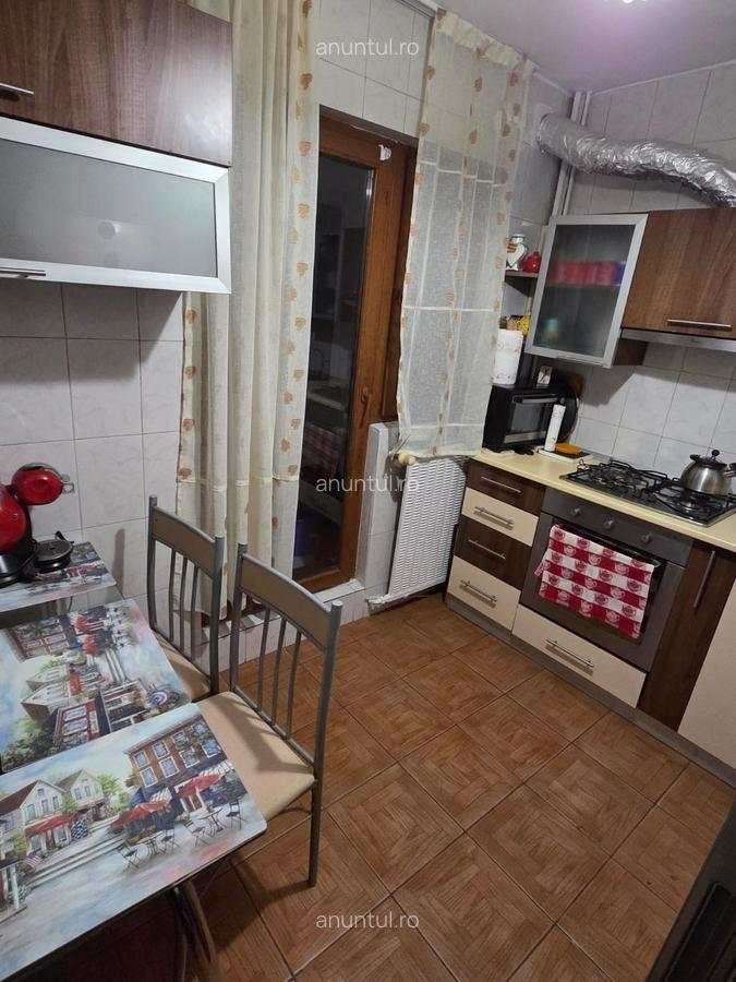 Vacaresti, Piata Timpuri Noi - 6