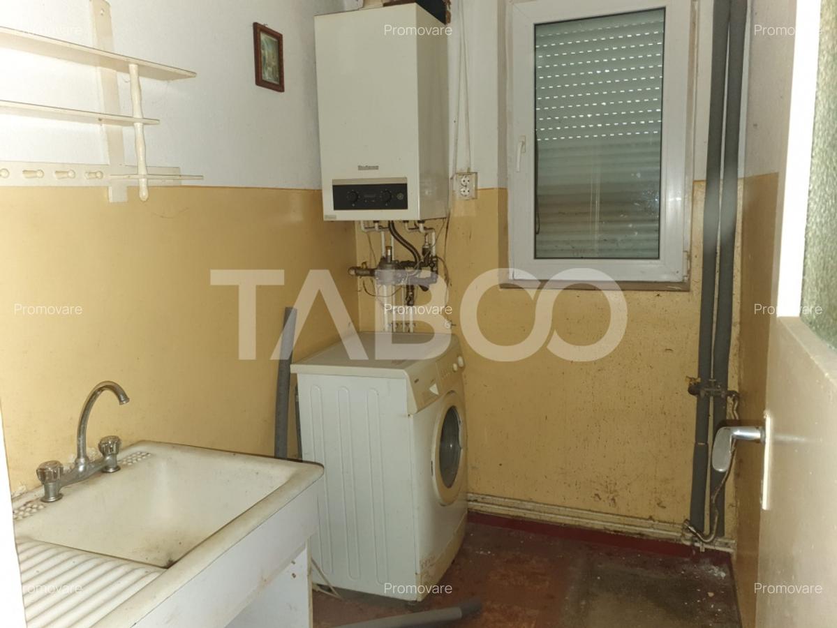 Apartament 3 camere decomandate 65 mp + 5 mp balcon parter Fagaras - 6