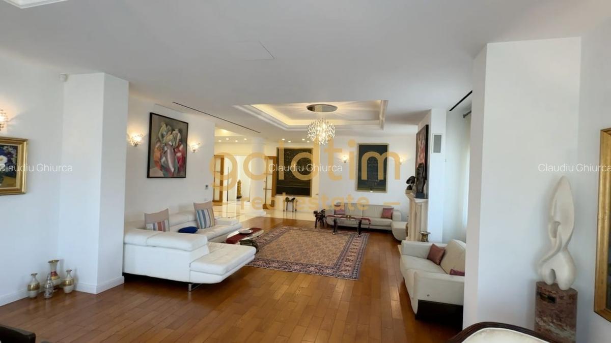 VILA INDIVIDUALA/PIPERA/TEREN 2000mp/GARAJ/SEMINEU/LUXOASA SI LUMINOASA - 10