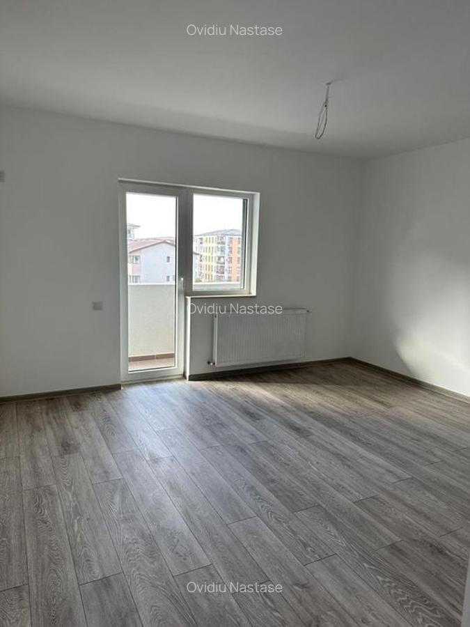 Apartament cu 2 camere decomandat în Apărătorii Patriei - 18