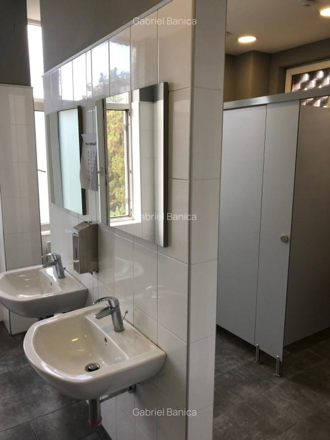 Birou, open space , metrou la 50 m, langa hala Laminor - 10