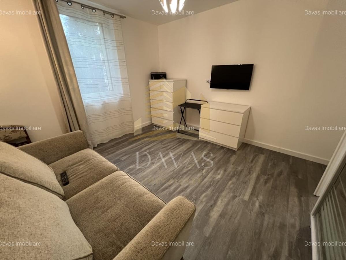 Casa cu finisaje moderne | Dambul Rotund | 6 camere - 14