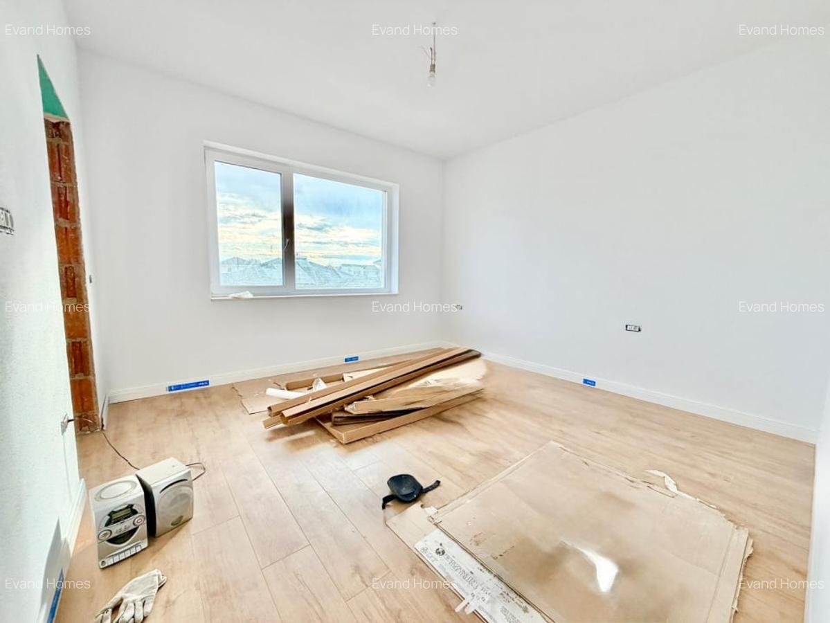 Duplex individual - Pozitie excelenta - 120 mp - Mosnita Noua - 12