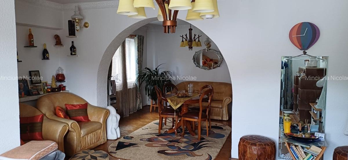 Vila D+P+1+M  227 mp construiti terasa 48 mp situata pe strada Furnica  Sinaia - 6