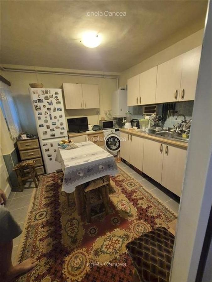 Oportunitate investitie,  4 apartamente la casa, Noua - 8