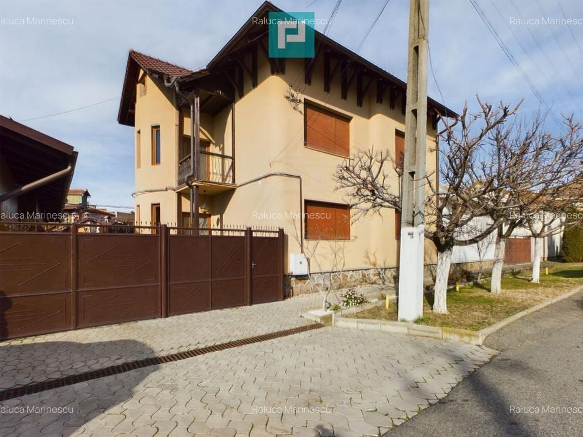 Casă solidă și impunătoare în Grădiște - 1