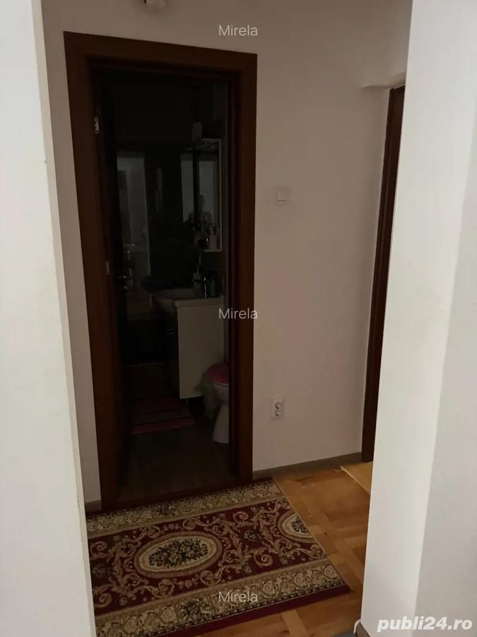 Apartament cu 3 camere de vanzare - 2