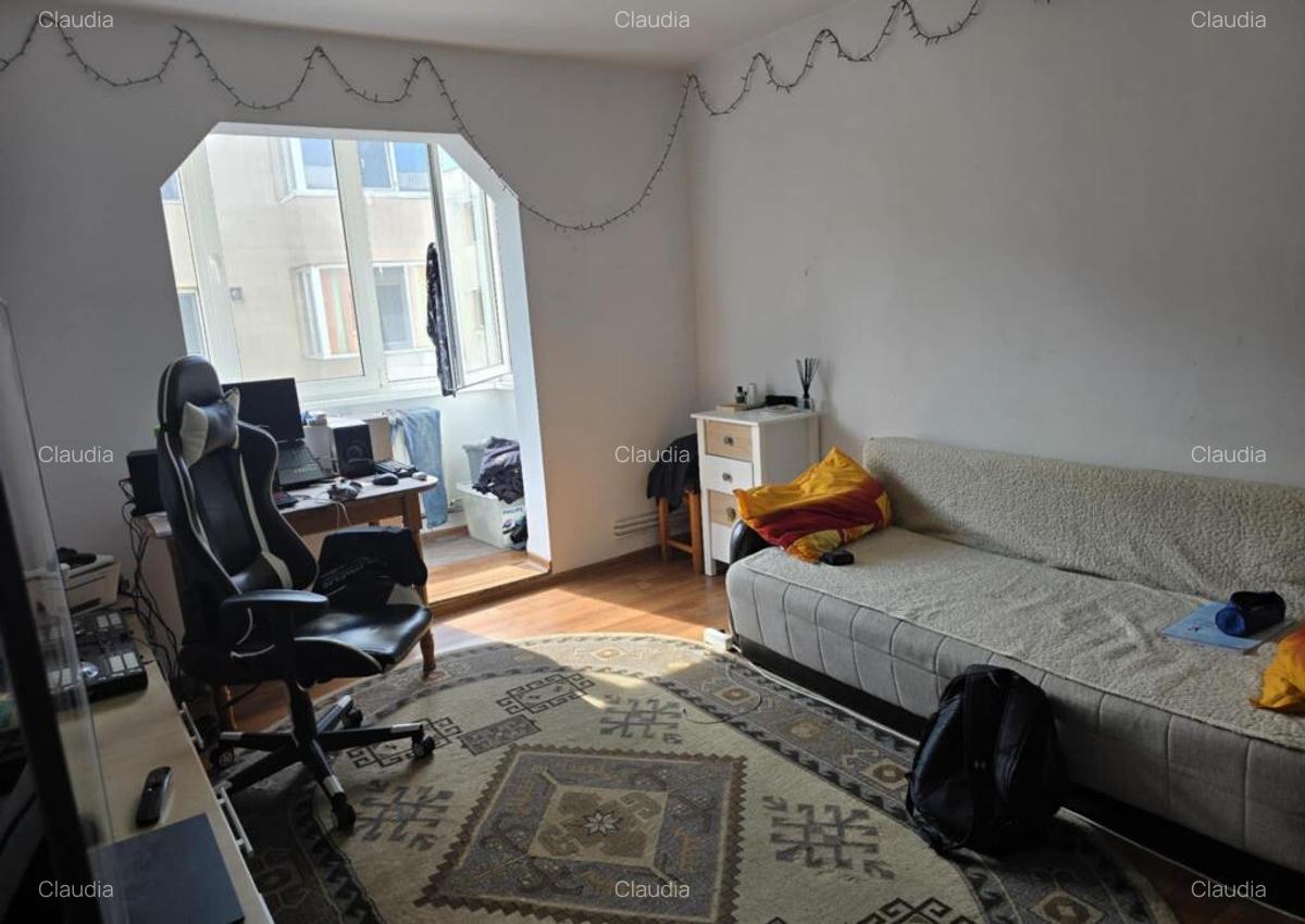 Apartament 2 camere zona TRACTORUL - 11 Apartament 2 camere zona TRACTORUL - 11