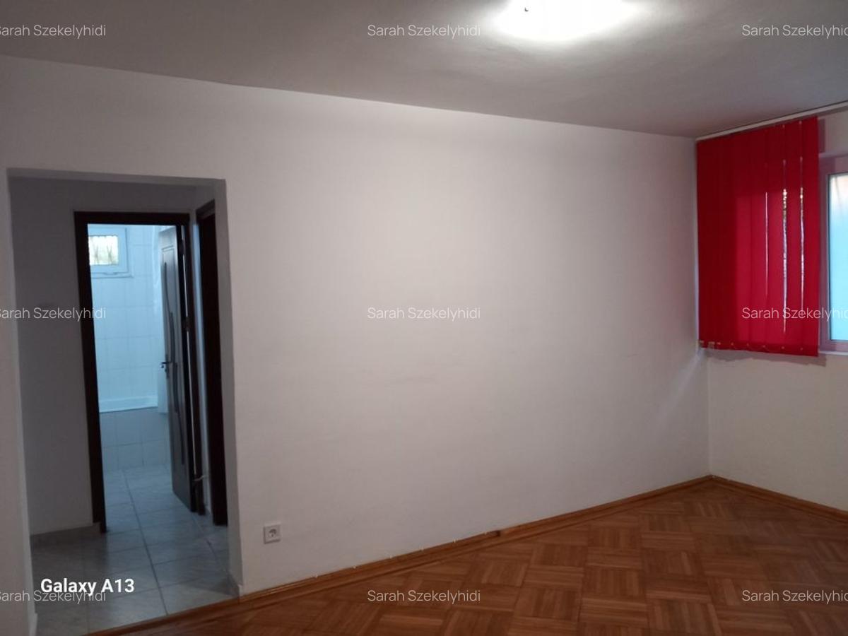 BRASADAS vinde ap 2 cam 48mp nemobilat PARTER Baba Novac 2. - 3